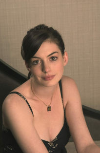 Anne Hathaway - Photo